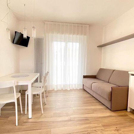 Appartamenti Cristina Carraro Immobiliare - Family Apartments リド・ディ・イエゾロ エクステリア 写真
